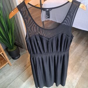 H & M Black Party Dress Pleated Sleeveless Sweetheart Stretchy Cocktail Small